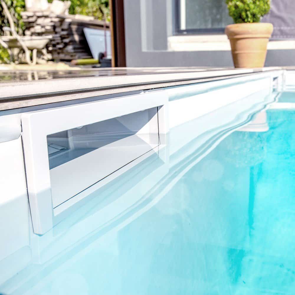 Skimmer für Pool mit hohem Niveau und breiter Öffnung, hellblau.