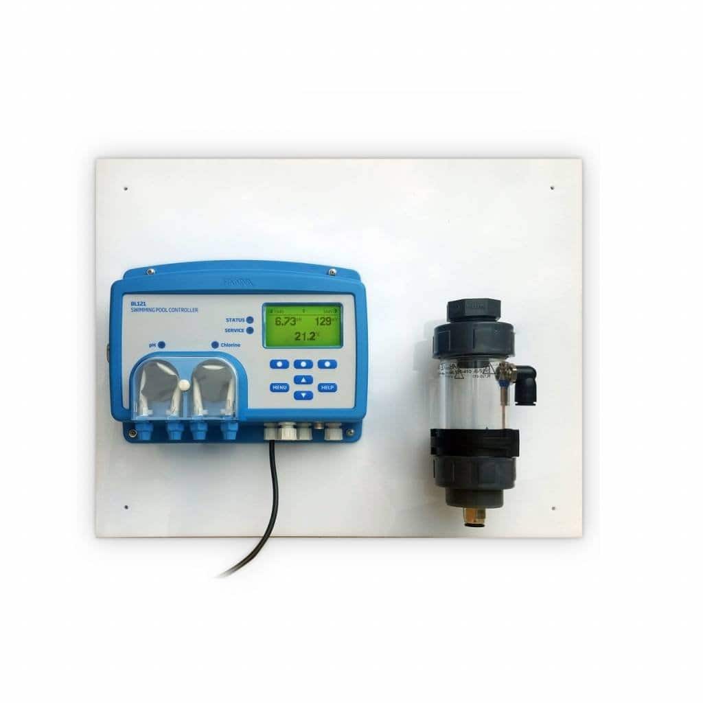 Temperaturregler und Wasserpflegegerät für Pools.
