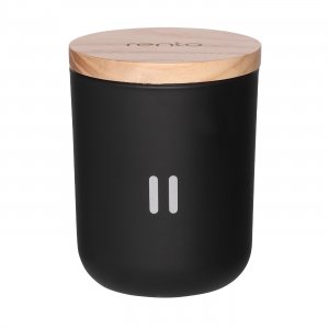 Schwarze Duftkerze mit Holzdeckel, perfekt für eine gemütliche Atmosphäre zu Hause.