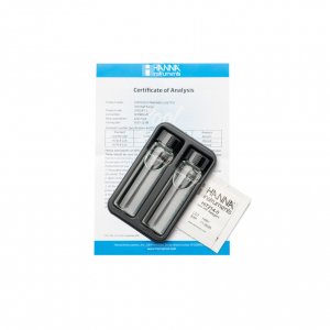 Kalibrierset für HI721 pH-Messgerät mit Zertifikat und Kalibrierflüssigkeiten.
