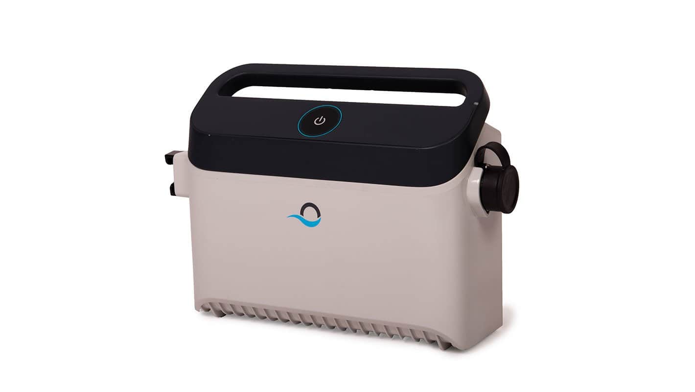 Dolphin Supreme M700 Poolroboter zur Reinigung von Pools.