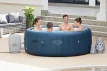 Aufblasbare Spa für 6 Personen für Entspannung und Spaß im Freien.