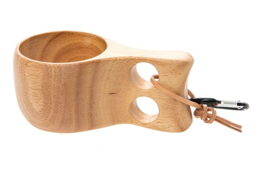 Camping-Becher aus Holz mit Clip, ideal für Outdoor-Aktivitäten und Camping.