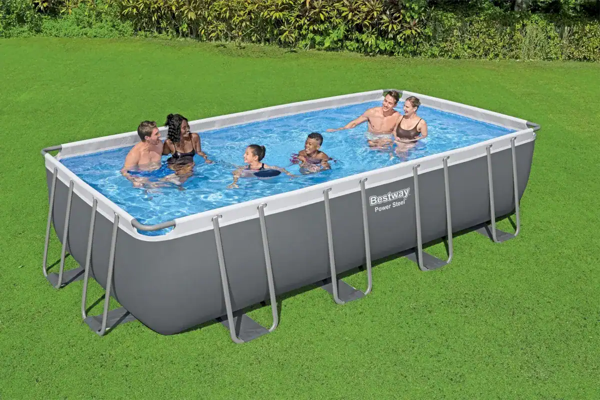 Pool für Gartenspaß, geeignet für Familien und Freizeit im Garten. Einfach aufzubauen.