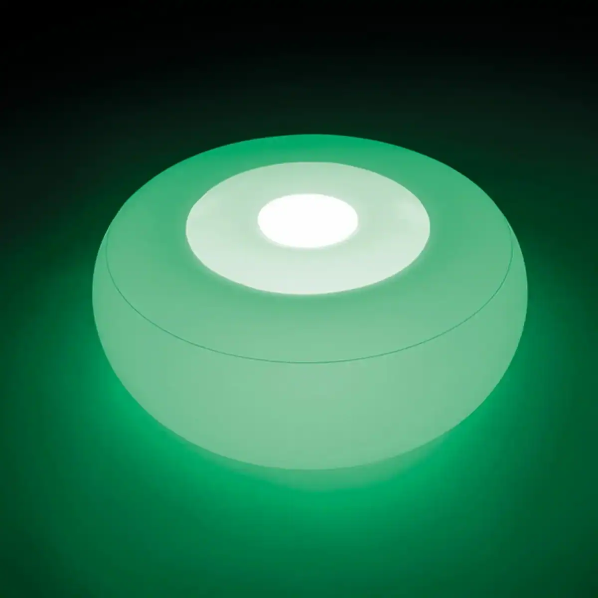 LED-Sitzhocker aufblasbar für innen und außen, stimmungsvoll und komfortabel.