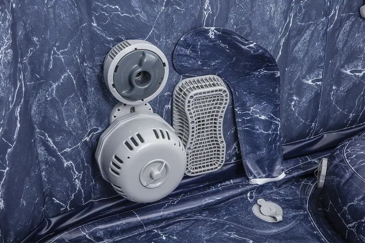Aufblasbare Spa-Teile für Lay-Z Spa Milan Airjet Plus, inklusive Filter und Pumpen.