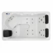 Luxuriöser 3-Personen-Hot Tub mit Massagedüsen und komfortablen Kopfstützen.