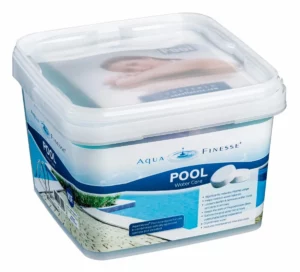 AquaFinesse Pool Puck Tabletten für die Wasserpflege in Pools.
