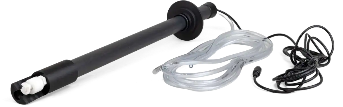 PVC-Ansauglanze für Poolwasser, 50-Liter-Tank für Wasserauffang und Filtration.