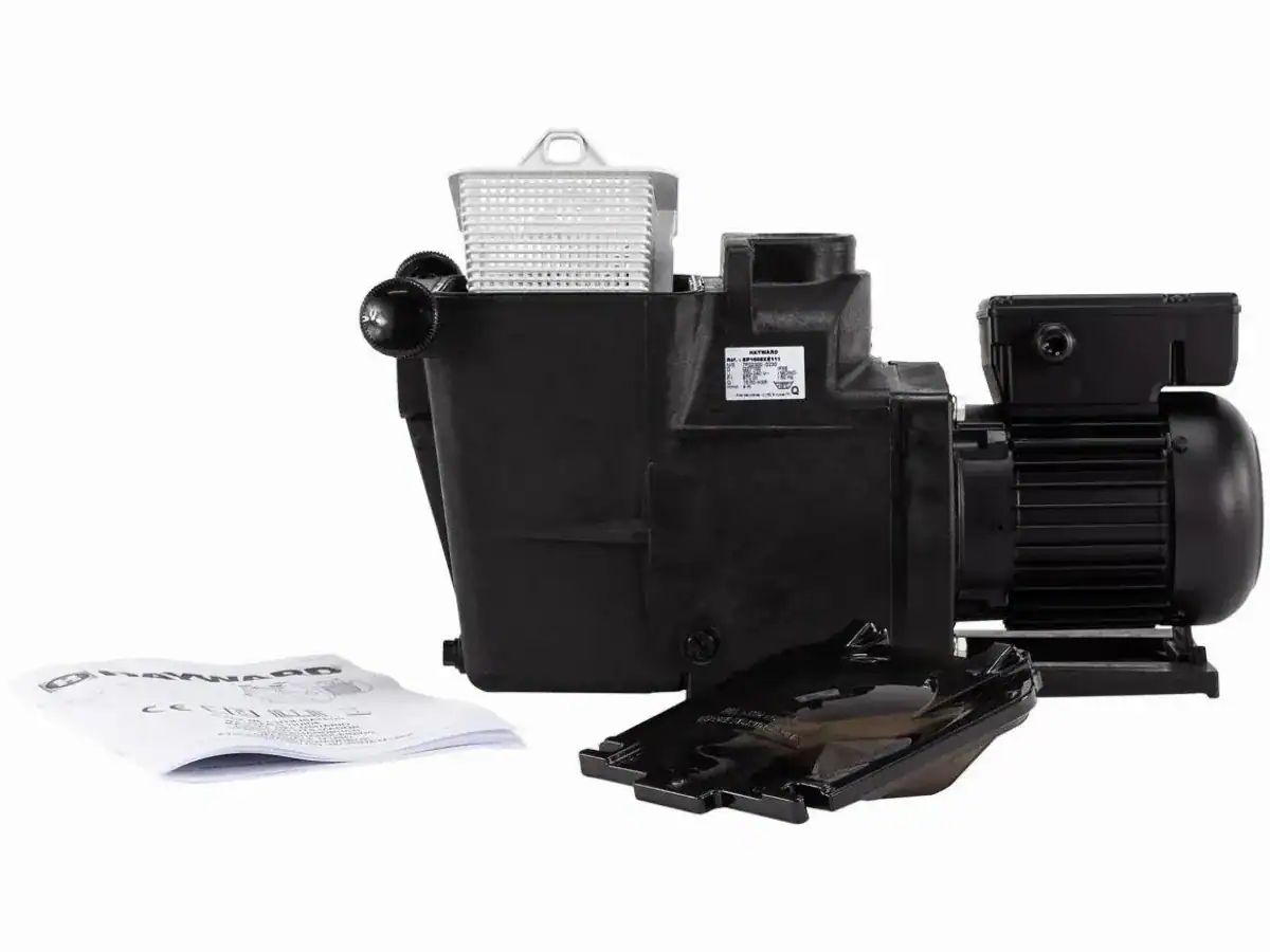 Poolpumpe Hayward SuperPump SP1611 für die Poolfilterung.