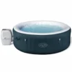 Pool mit Whirlpool und Heizung, ideal für Entspannung und Wellness zu Hause.