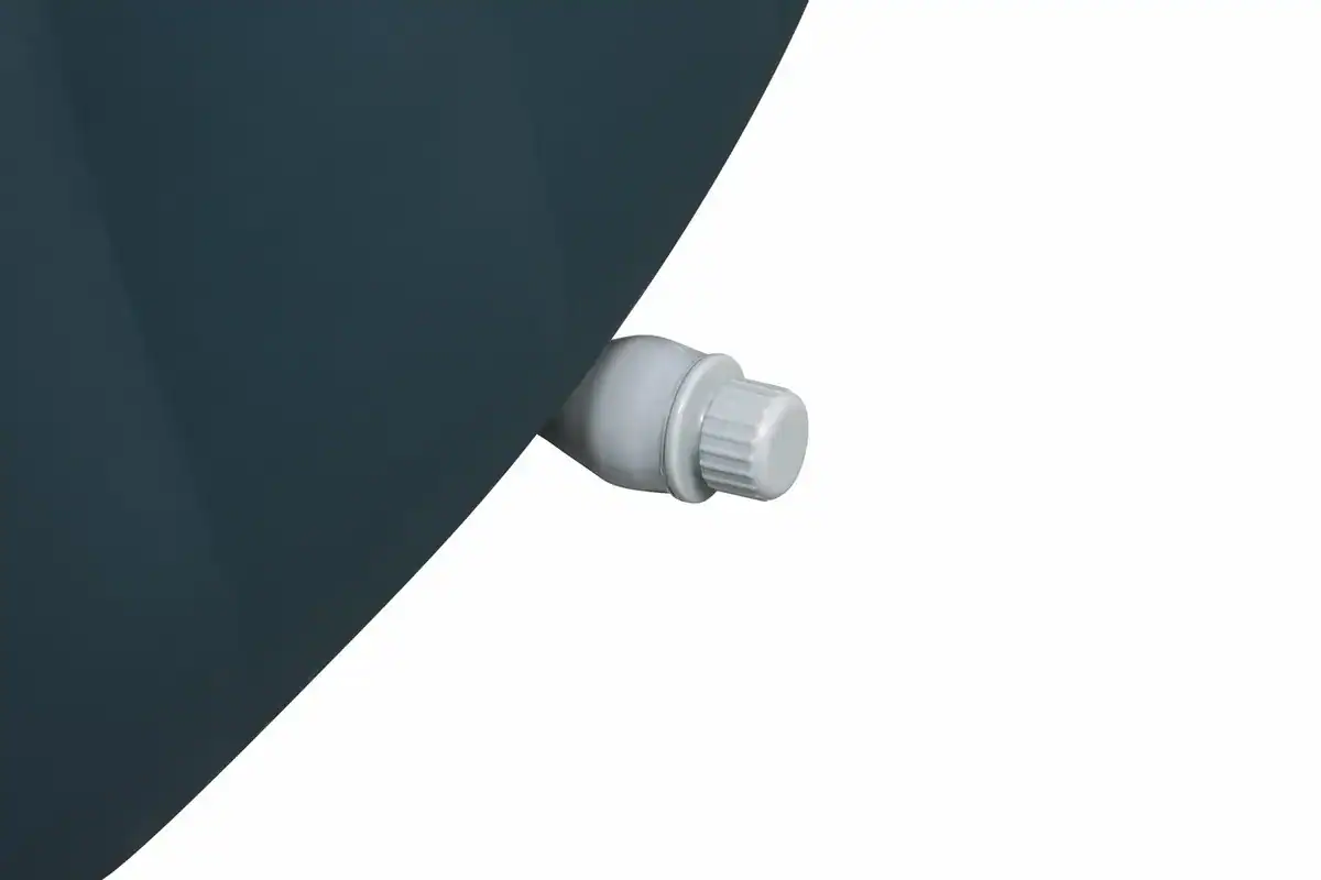 Poolventil und Liner für Poolreparatur oder -pflege.