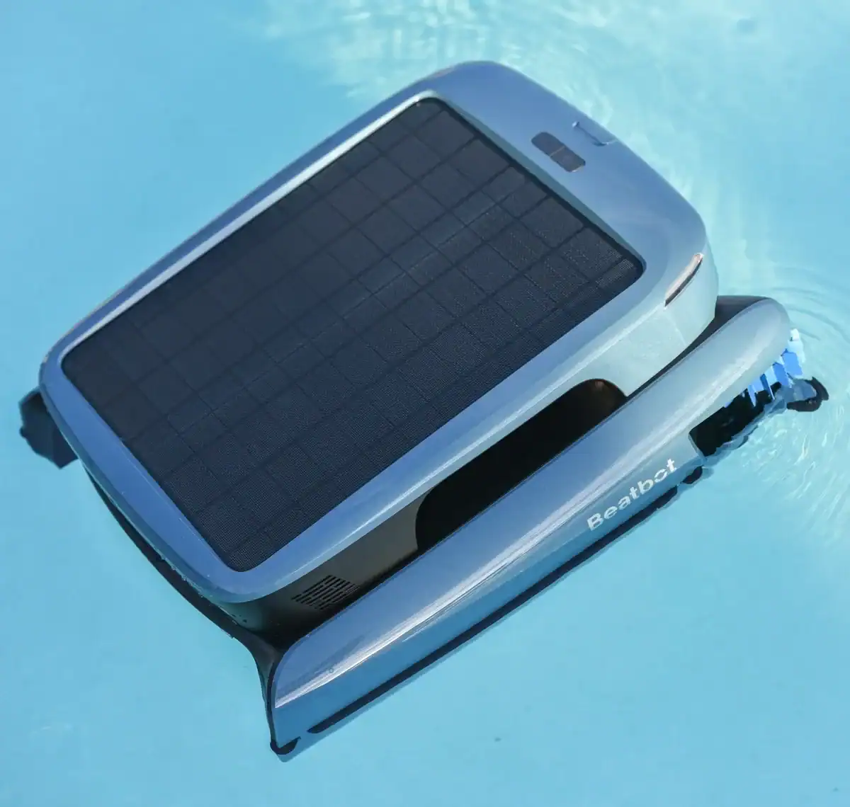 Poolroboter Beatbot iSkim Ultra zur Reinigung von Pools.