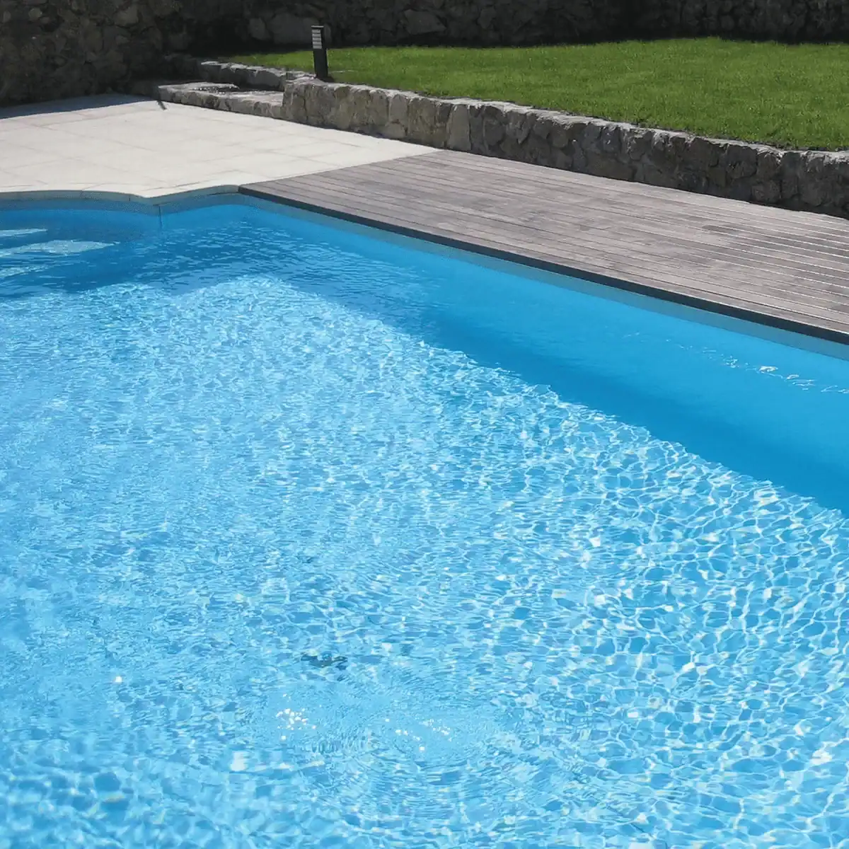 Pool-Folie in hellblauer Farbe, geeignet für Elbe Pools, 2 Meter breit, 25 Meter lang.