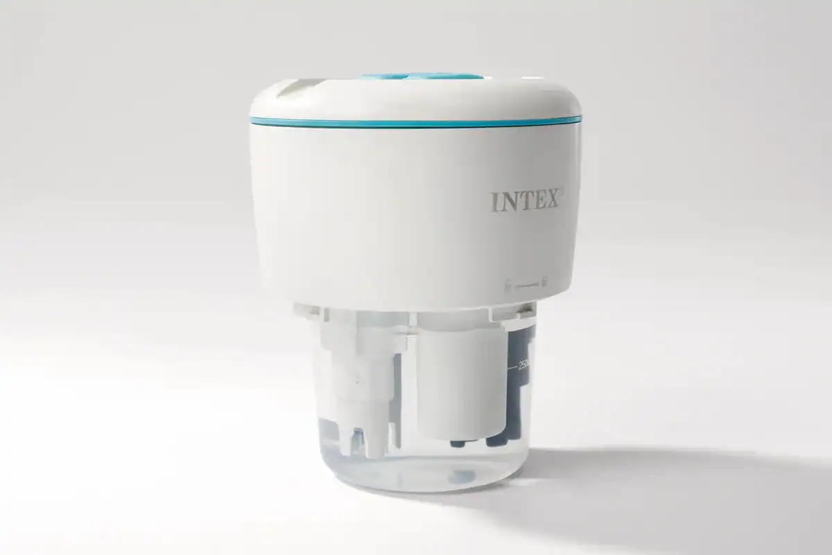 Intex digitaler Poolteststreifen für präzise Kontrolle der Wasserqualität.