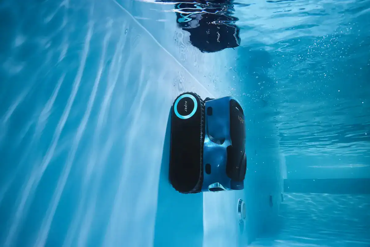 Poolroboter zur Reinigung des Poolwassers.