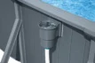 Poolfilter und Pumpensystem für sauberes Wasser und gute Zirkulation.