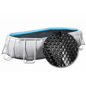 Pool mit rutschfestem Boden und Sicherheitsrand für sicheres Schwimmen.