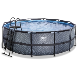 Aufstellpool mit 4,57 m, mit Leiter und Wasser gefüllt, ideal für sommerliche Entspannung.