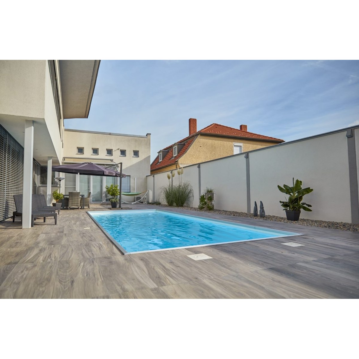 Polypropylen-Pool mit Ecktreppe - 7,20 x 3,50 x 1,50 m