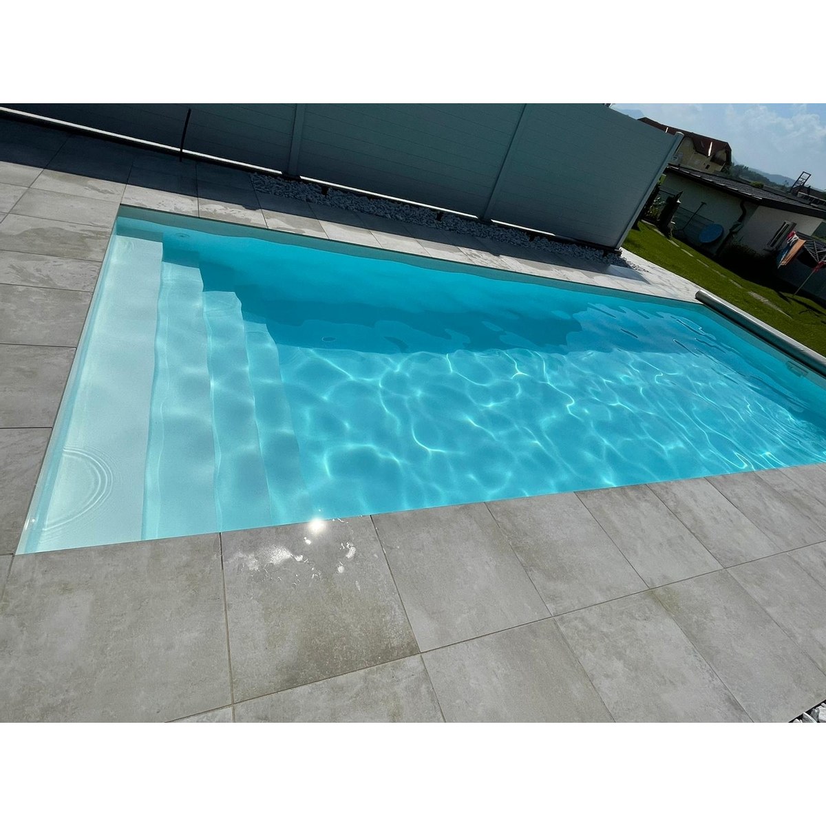 Polypropylen-Pool mit Treppe über die gesamte Breite - 7,20 x 3,50 x 1,50 m