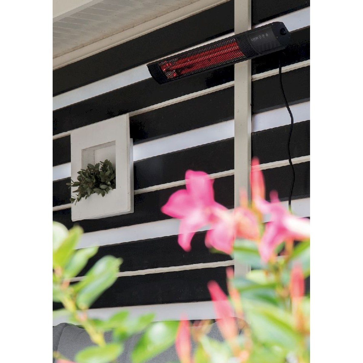 Sunred Heater Dark Wall 2500 Terrassenheizer